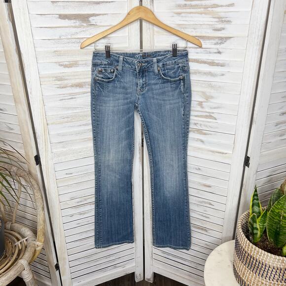 MISS ME JP4738 Women's Fleur De Lis Boot Cut Distressed Jeans Med Wash 27 - Picture 2 of 16